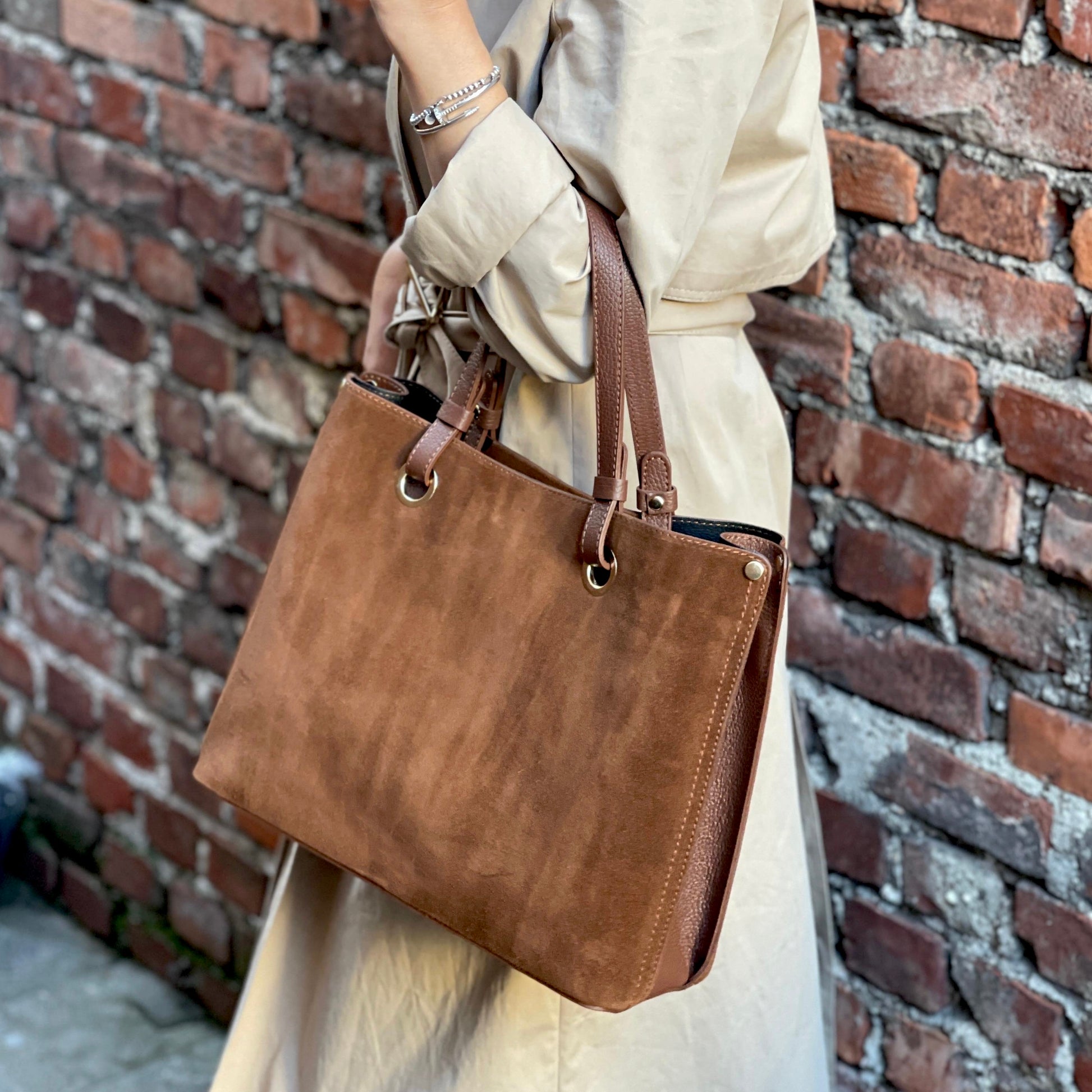 CARDITOSALE: Borsa Way in pelle scamosciata - Marrone | Borsa A Spalla CARDITOSALE: Borsa Way in pelle scamosciata - Marrone | Borsa A Spalla