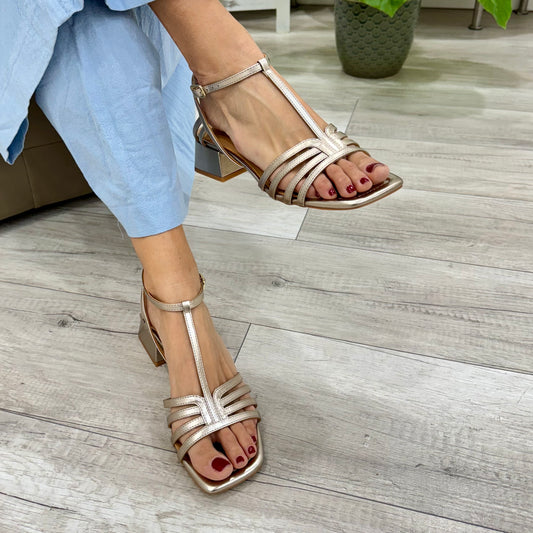 Felicia Sandal