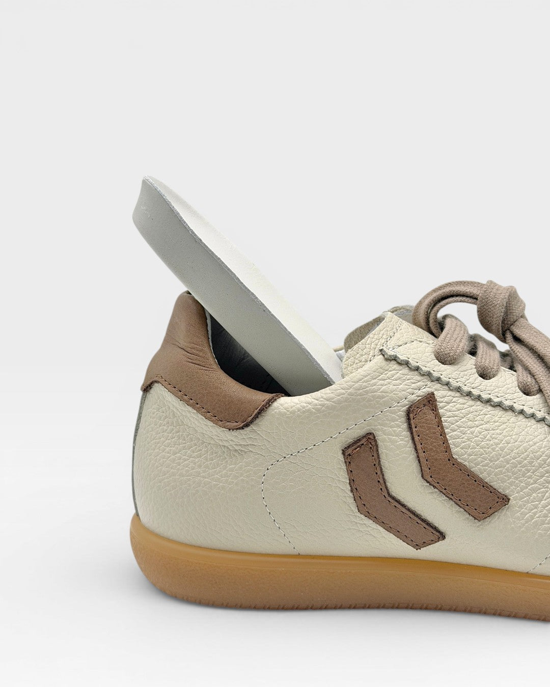 Sneakers Elomy